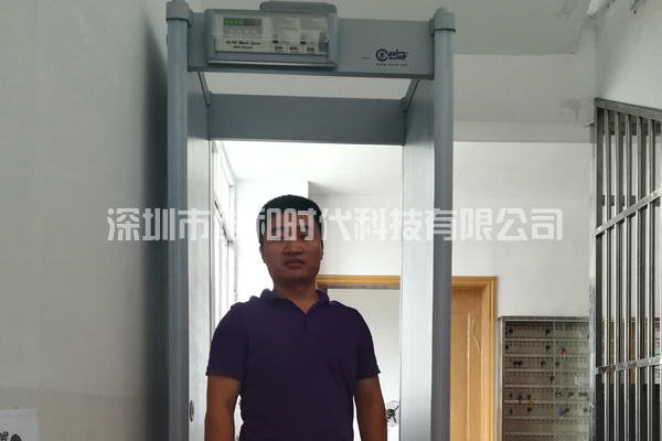 東莞僑福首飾采購(gòu)我司代理的意大利啟亞HI-PE進(jìn)口品牌安檢門[圖]