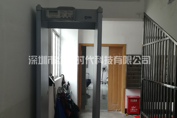 東莞僑福首飾采購(gòu)我司代理的意大利啟亞HI-PE進(jìn)口品牌安檢門[圖]