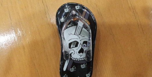 襄陽機場X光機掃描拖鞋形狀打火機攔截玩火乘客[圖]