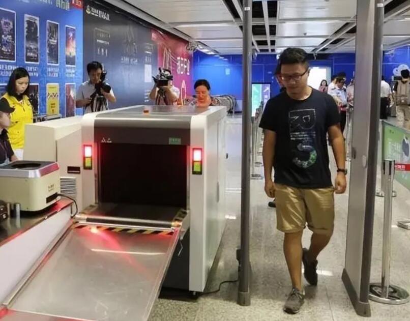 機場安檢門通道中害怕泄露隱私嗎？不用擔(dān)心-1.jpg